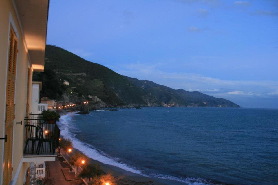 مونتيروسّو ال ماري Hotel La Spiaggia المظهر الخارجي الصورة